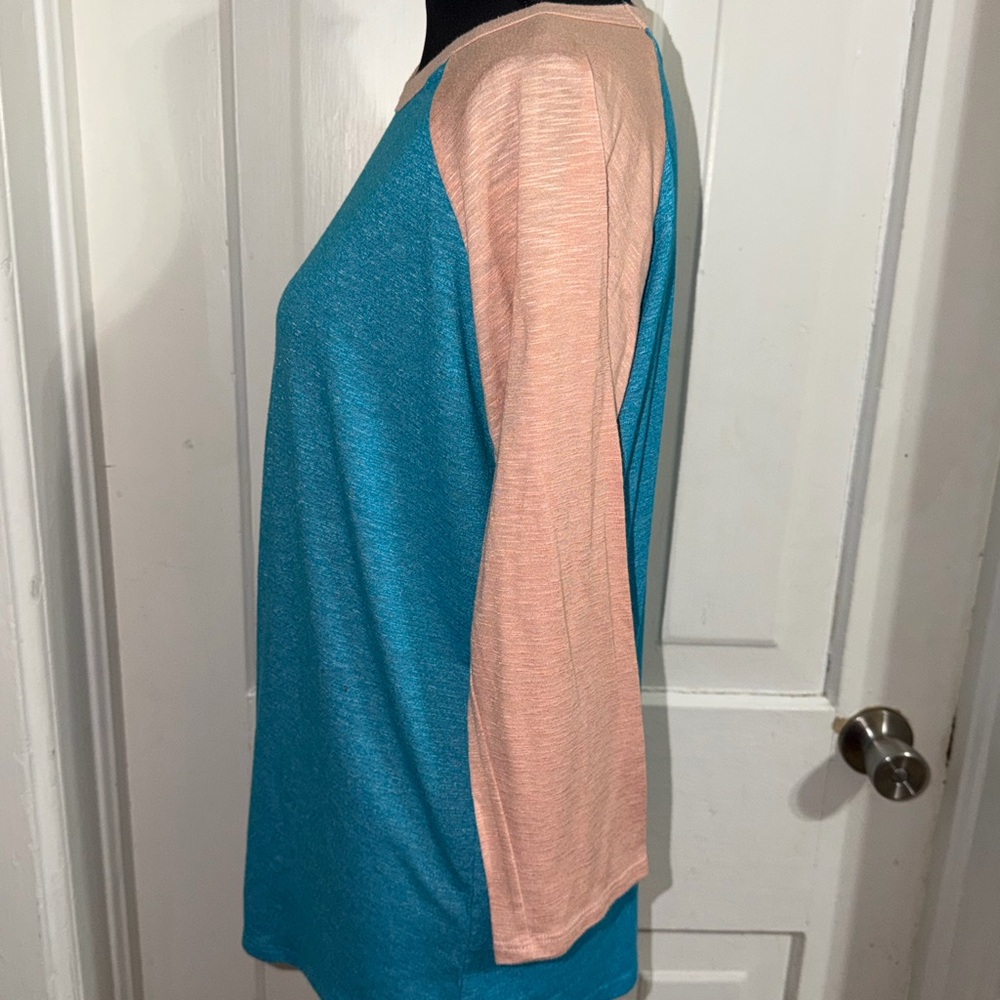 Women's size medium LuLaRoe Teal and Peach Long Sleeve Raglan Top, shirt, blouse - Picture 4 of 6